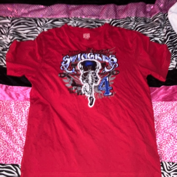 Canyon River Blues Other - Xl but fits large well, red t shirt